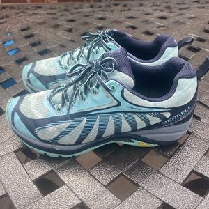 Merrell Waterproof Hiking Women shoes size 7